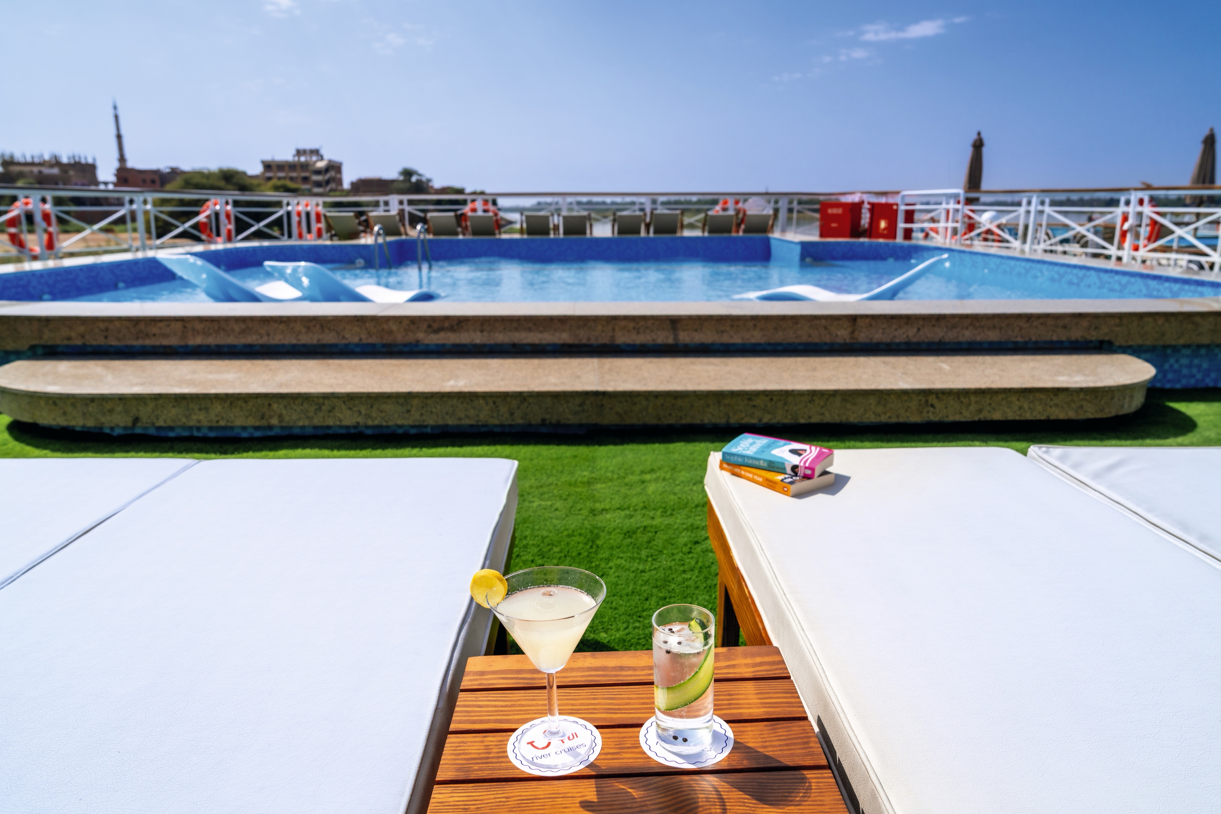 TUI Bahareya - Top Deck